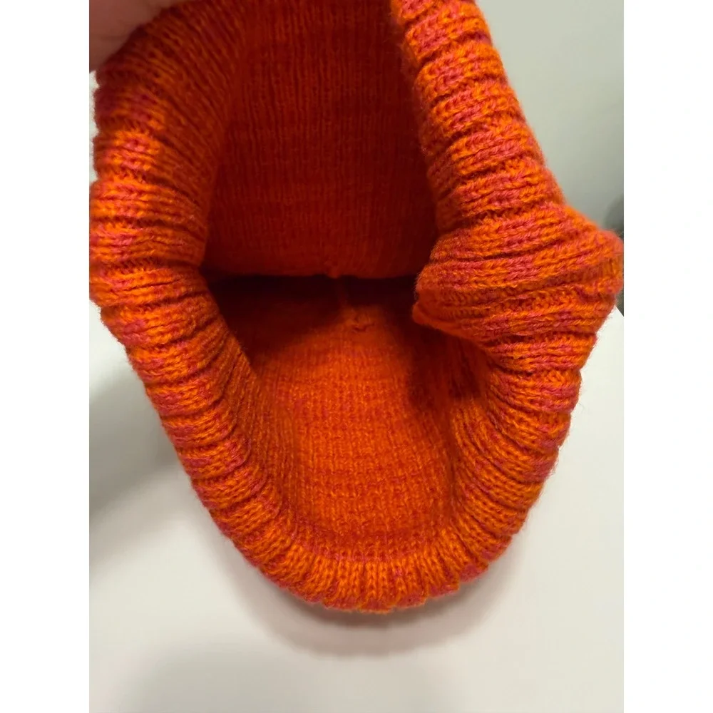 Dunkin' Beanie Unisex OS Orange Knit Pom Pom Cuffed Winter Hat Logo Merch